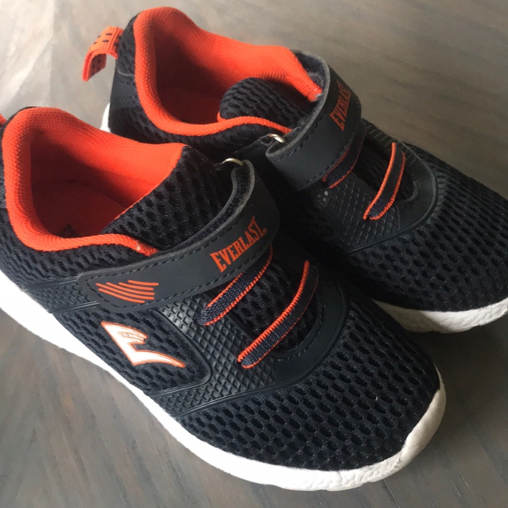 Everlast blue and orange shoes